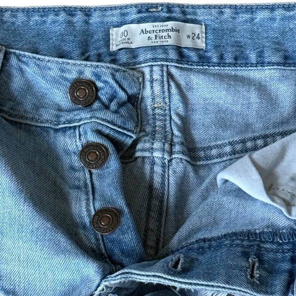 Vtg Abercrombie & Fitch Women's Button Fly Shorts Distressed Raw Hem Y2K - Picture 3 of 8